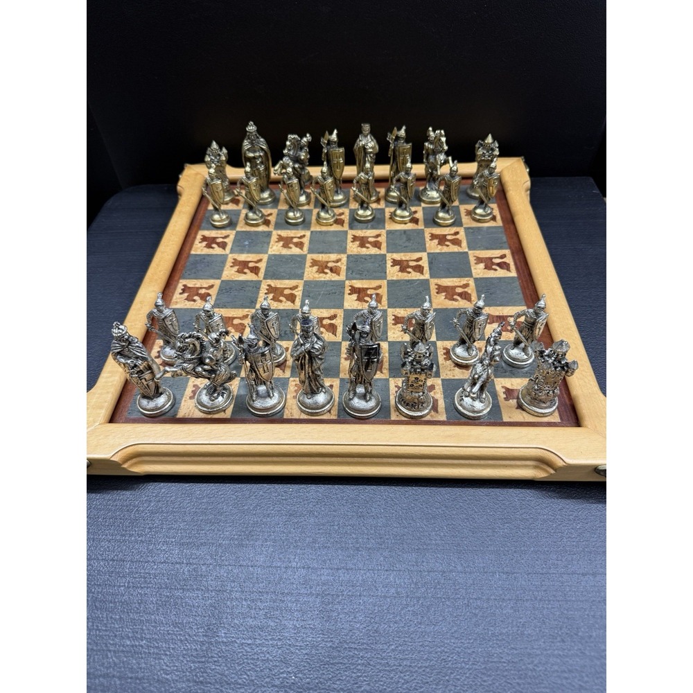 Medieval Knight Chess Game Set Castle Chessboar Platform Pewter Metal Chessmen